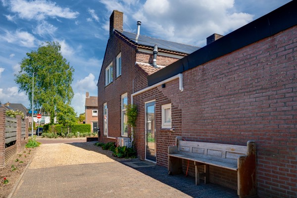 Medium property photo - Pastoor Slingerstraat 22, 6987 AR Giesbeek